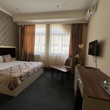 Center Khagani Hotel Baku Bagian luar foto