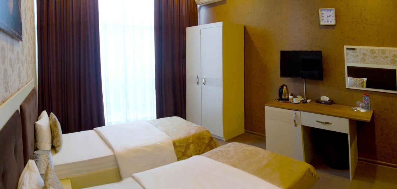 Center Khagani Hotel Baku Bagian luar foto