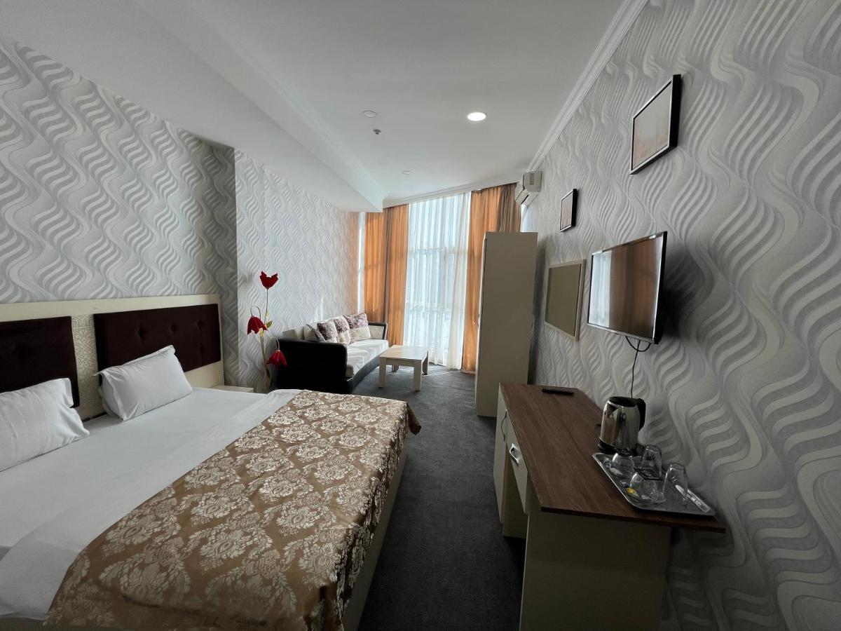 Center Khagani Hotel Baku Bagian luar foto