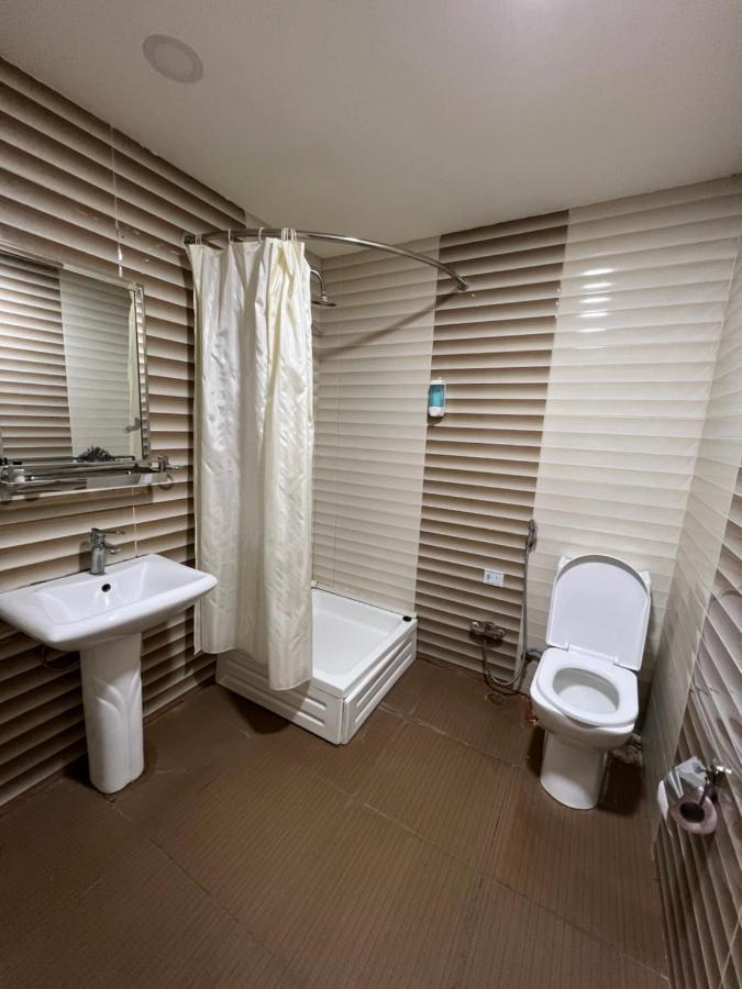 Center Khagani Hotel Baku Bagian luar foto