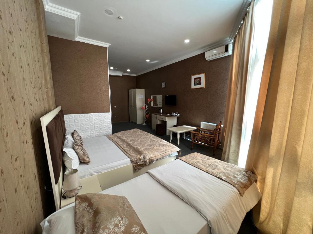 Center Khagani Hotel Baku Bagian luar foto